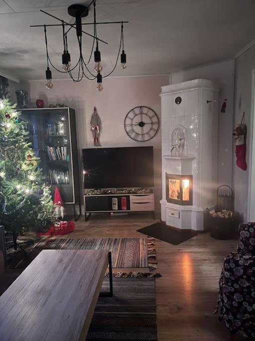 Cozy House Close To Santavillage โรวานิเอมิ ภายนอก รูปภาพ