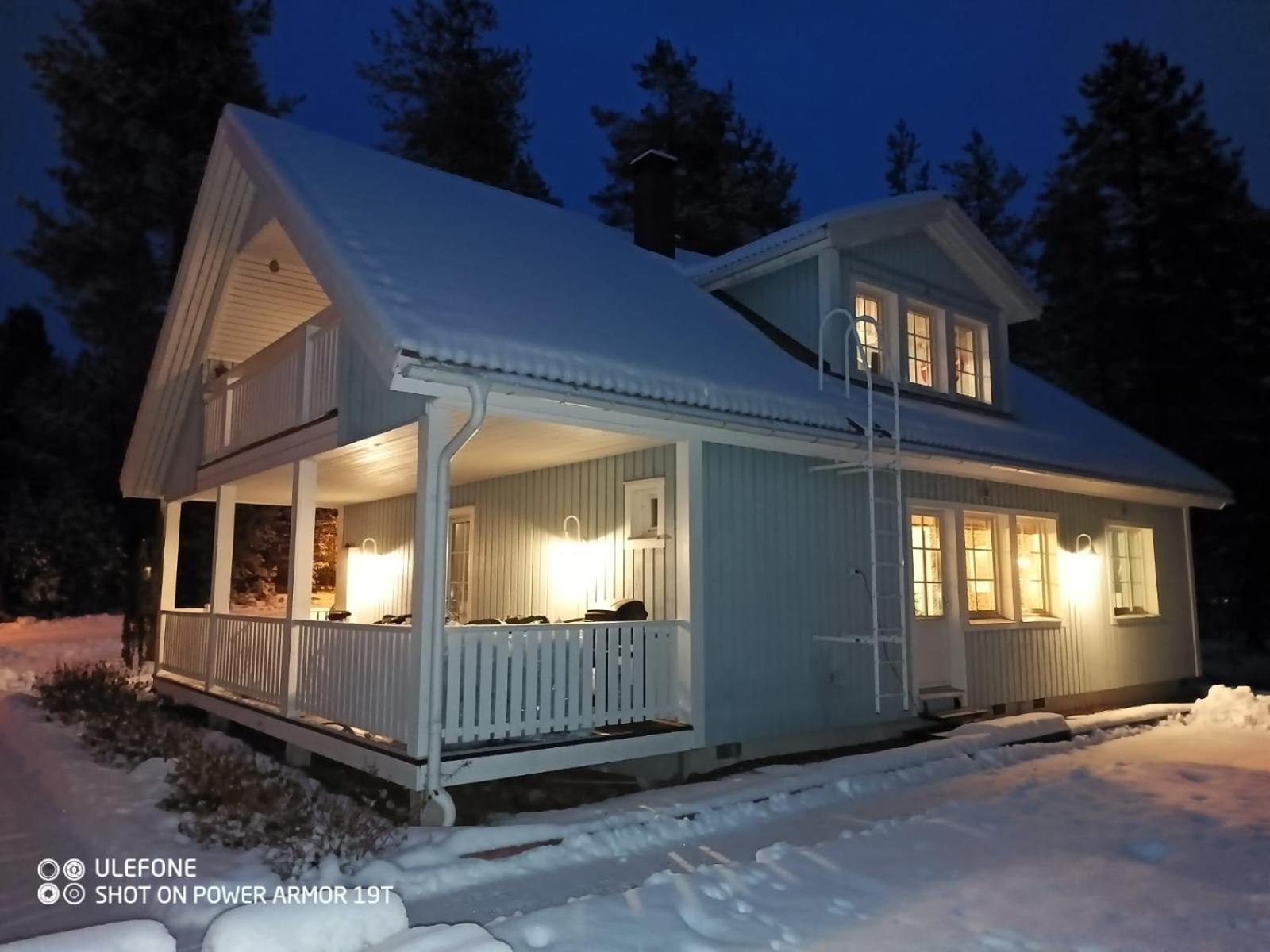 Cozy House Close To Santavillage โรวานิเอมิ ภายนอก รูปภาพ